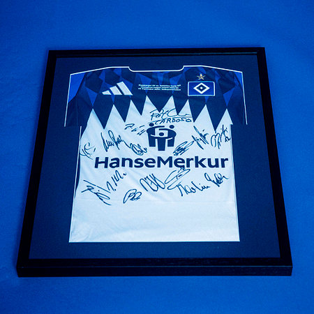HSV Gerahmtes Heimtrikot 25/26 mit Signaturen – vom 4:4 Juve