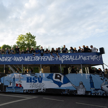 HSV Truck-Banner Aufstiegsfeier Nr. 16