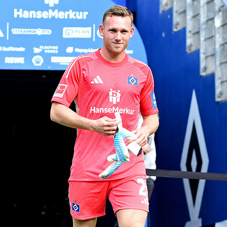 Matchvorbereitetes rotes Torwarttrikotset Peretz #26